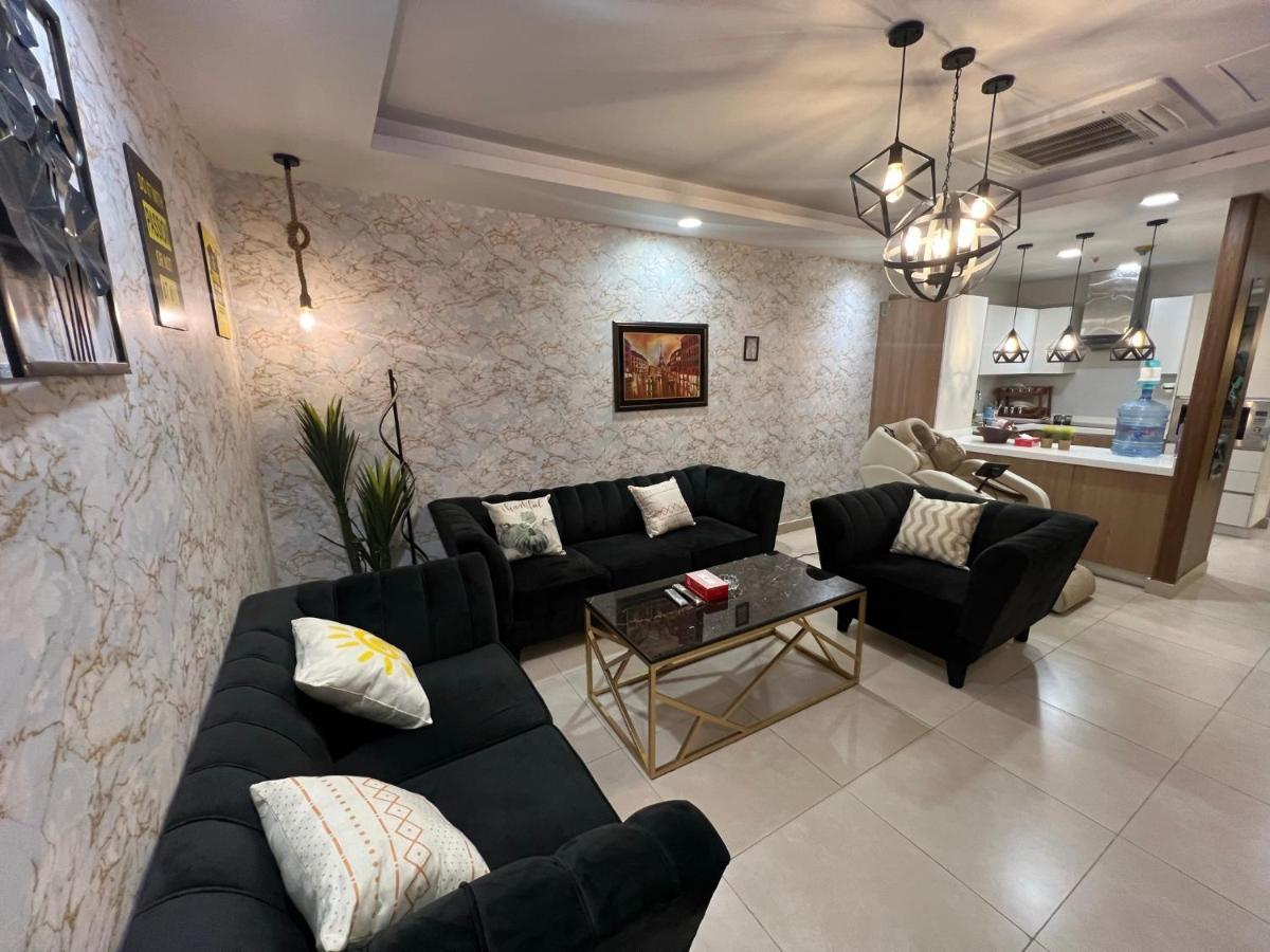 Sunset Luxury Gold Crest Mall Residency Лахор Экстерьер фото