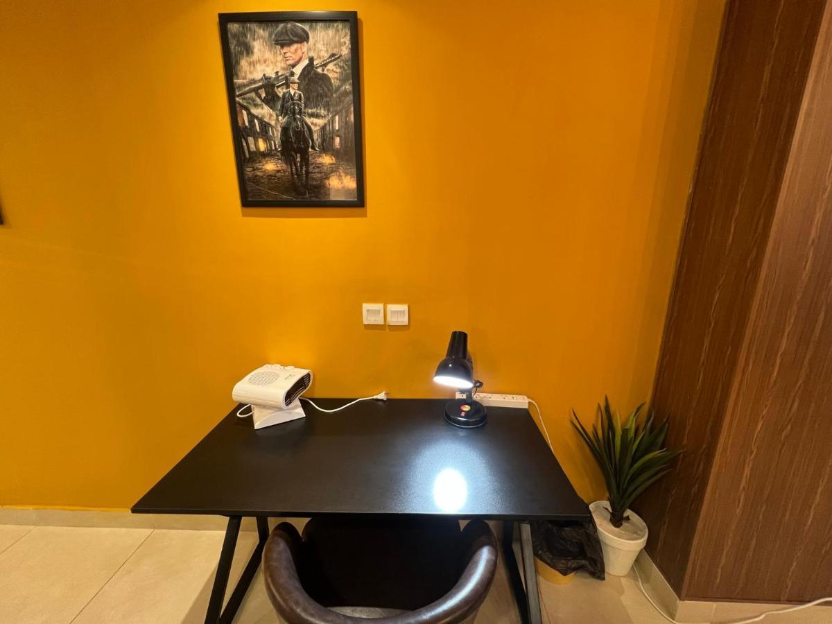 Sunset Luxury Gold Crest Mall Residency Лахор Экстерьер фото