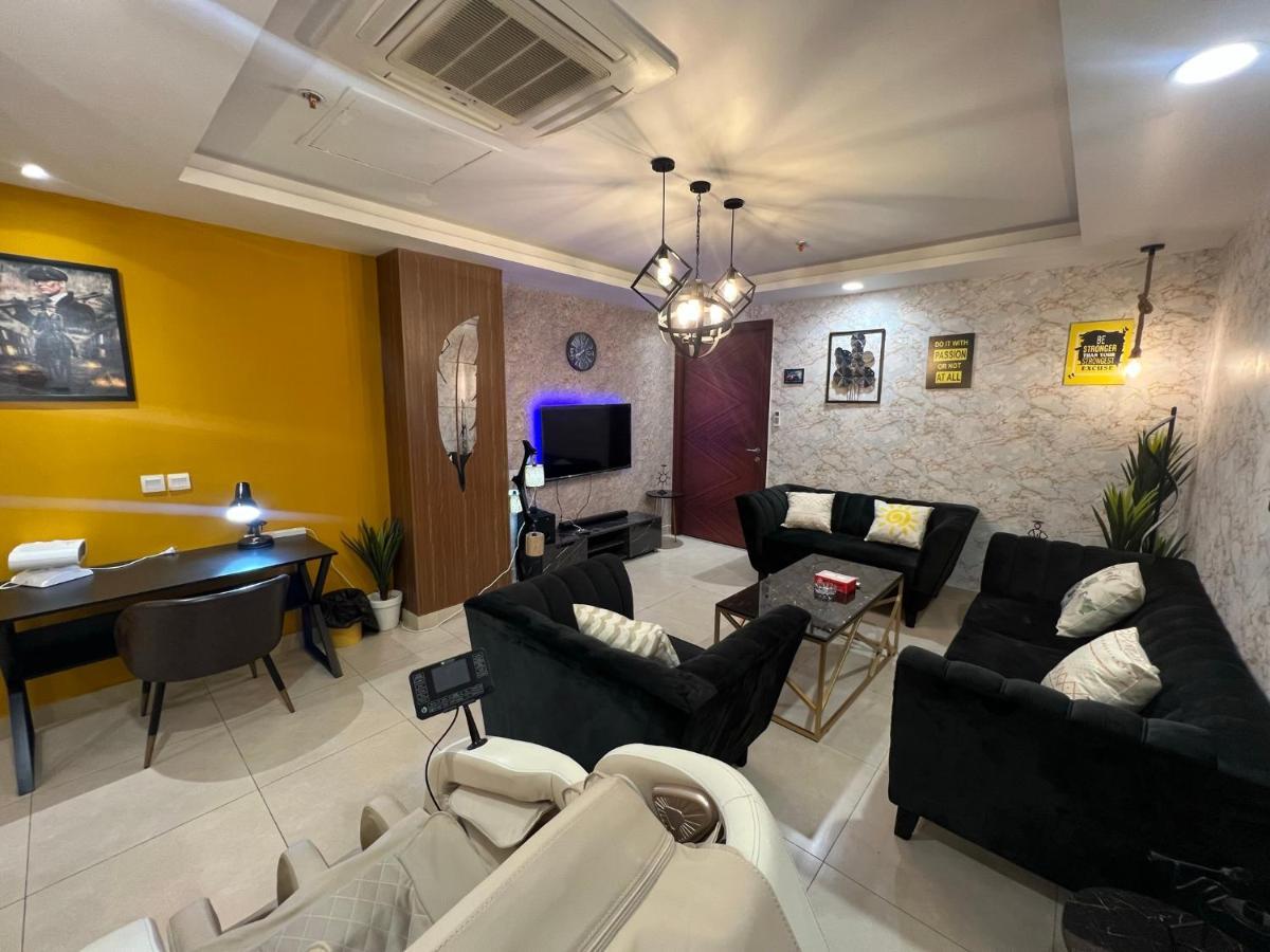 Sunset Luxury Gold Crest Mall Residency Лахор Экстерьер фото