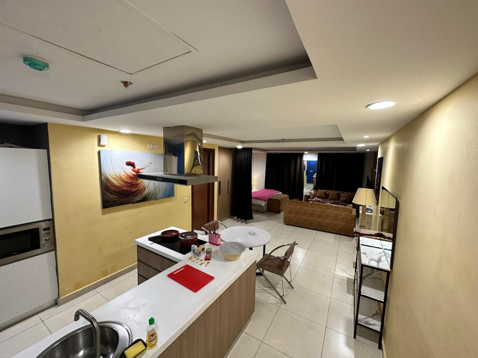 Sunset Luxury Gold Crest Mall Residency Лахор Экстерьер фото